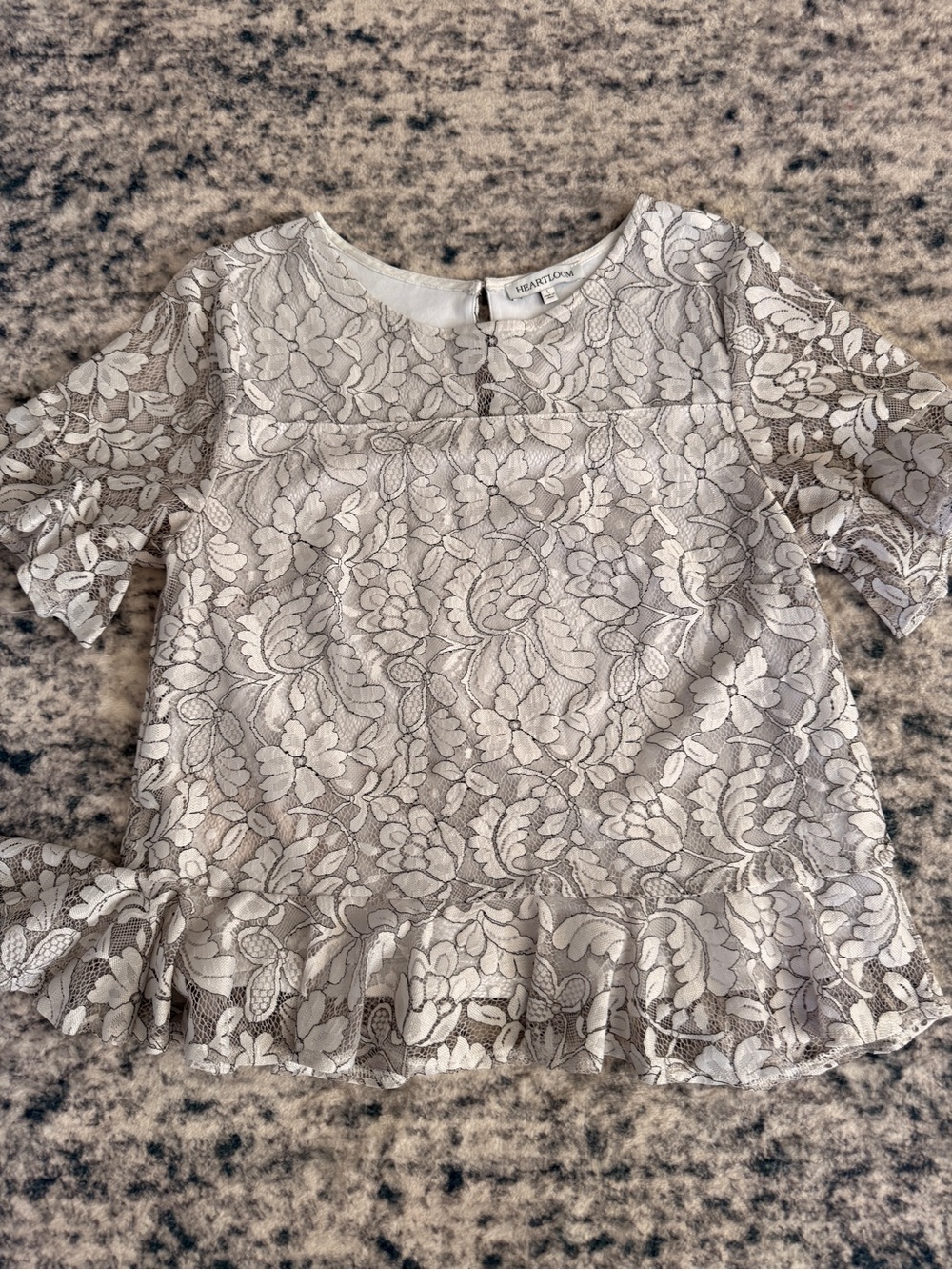 Heartloom White Floral Lace Ruffle Hem Blouse